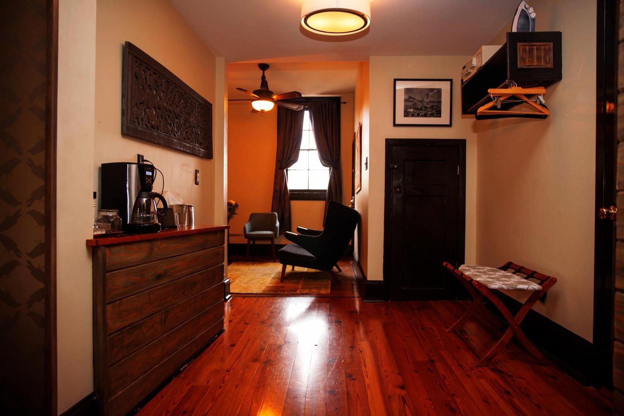 Royal Street Inn & Bar New Orleans Ruang foto