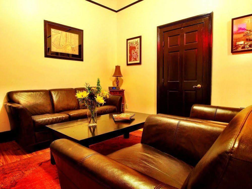 Royal Street Inn & Bar New Orleans Bagian luar foto