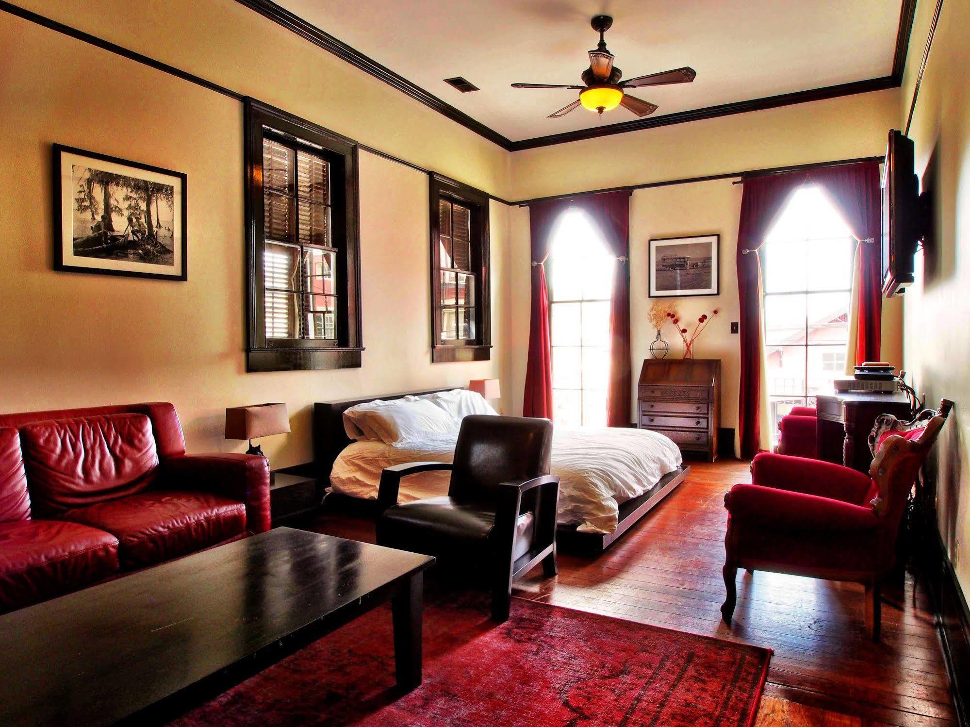 Royal Street Inn & Bar New Orleans Bagian luar foto