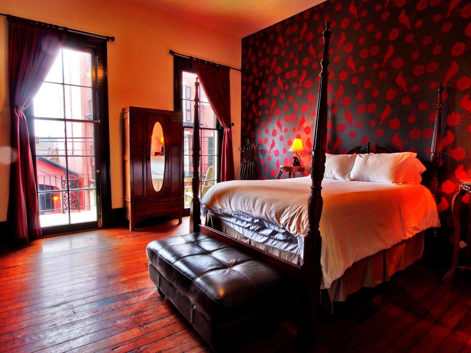 Royal Street Inn & Bar New Orleans Bagian luar foto