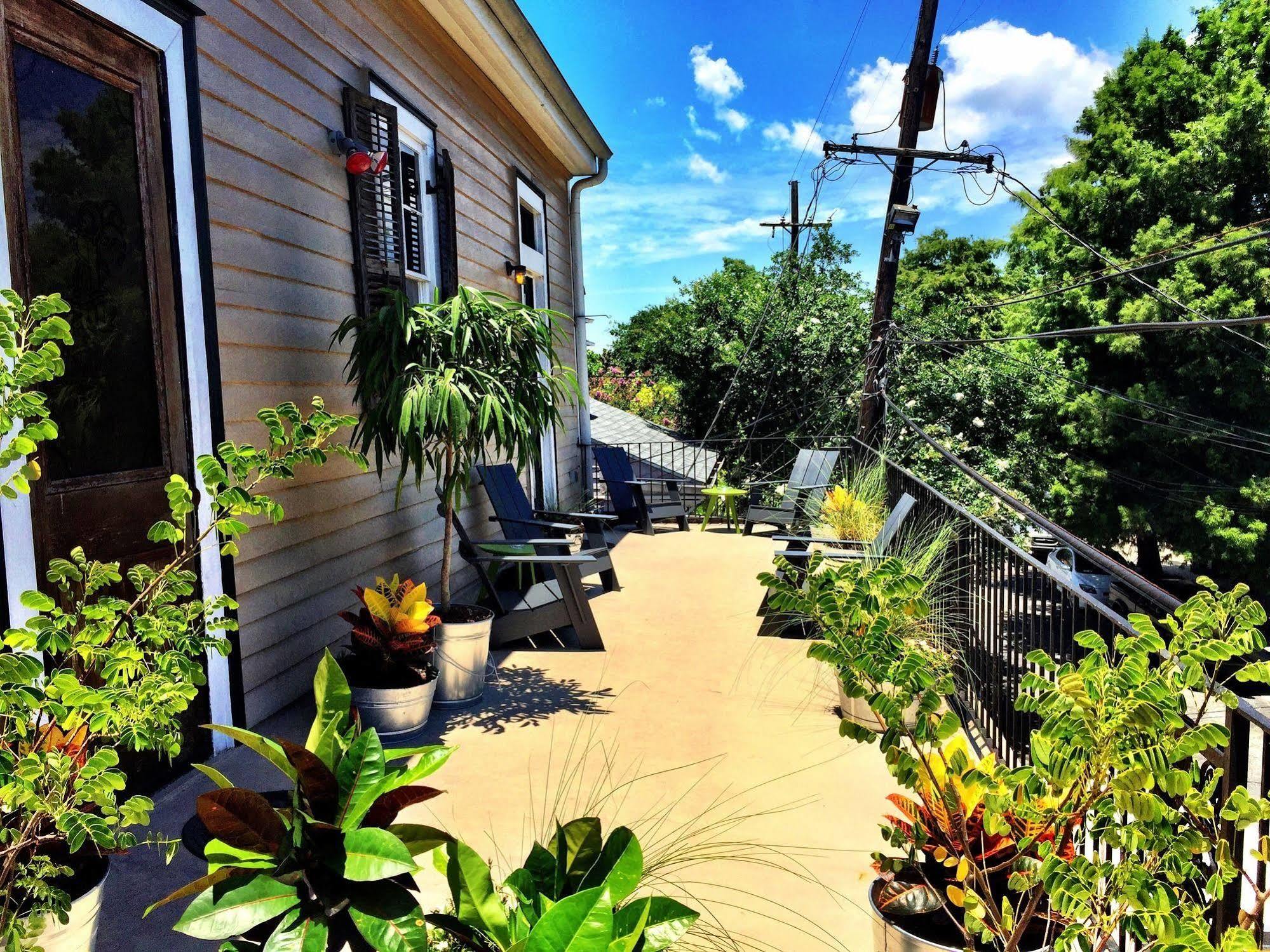 Royal Street Inn & Bar New Orleans Bagian luar foto